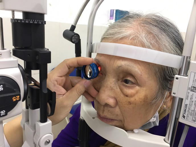 nhung-benh-gay-mu-loa-cho-nguoi-gia