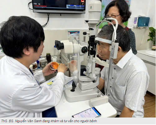 chuyen-gia-mat-hitec-tu-van:-nguoi-benh-duc-thuy-tinh-the-nen-biet