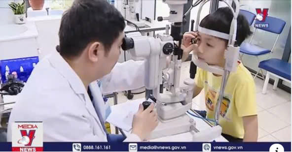 bao-dong-tinh-trang-tre-mac-tat-khuc-xa