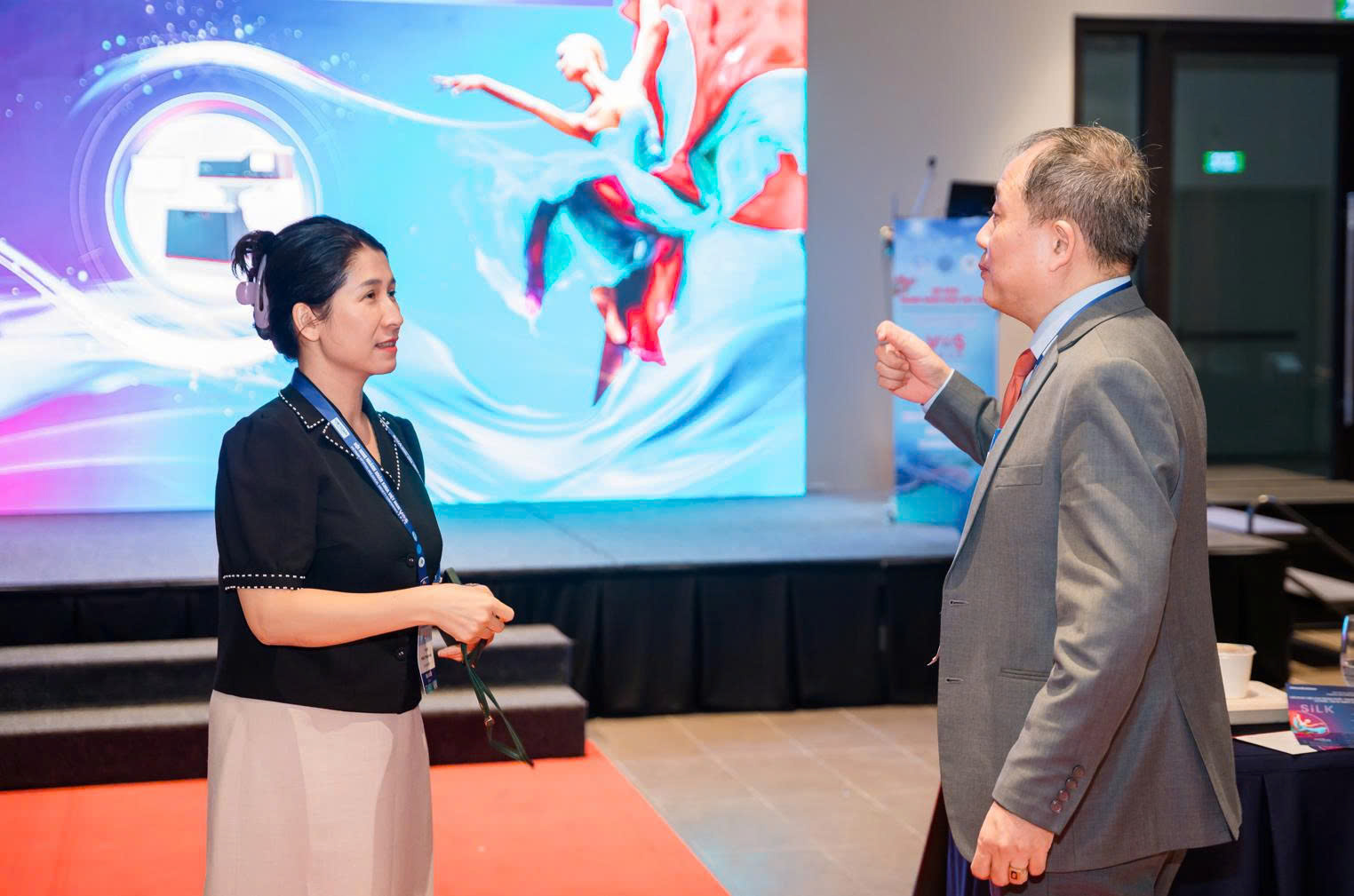 hitec-tham-du-hoi-nghi-nganh-nhan-khoa-viet-nam-–-vos-2025